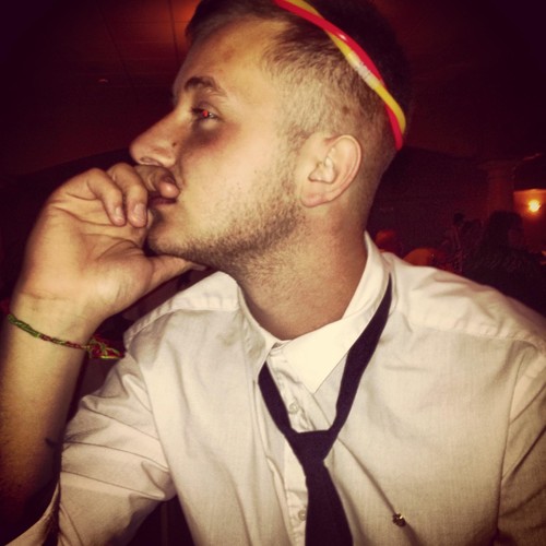 DrewCarrico's profile picture. Husband|Traveler|Lover