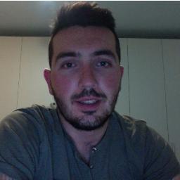 Simotestai's profile picture. 