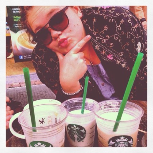 MulderRosa's profile picture. Blurp.