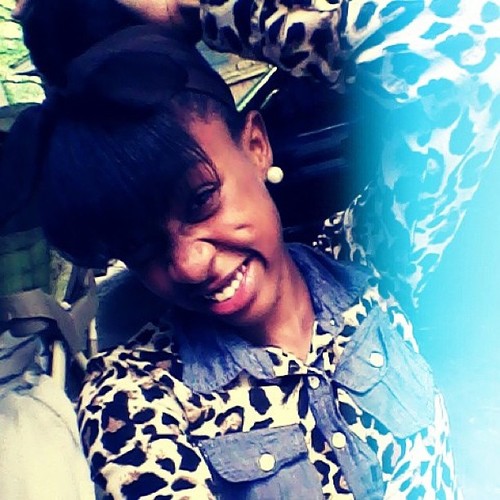 - Taviannaa 
 Takennnツ | ♥ @hoopis_life ♥| 
Instagram: @ogxkvygotti__
Kik: Shawtyiibhadd