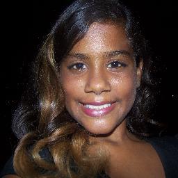 ~* α gαrotiinhα imperfeitα,
αqeelα qeê chorα de dor,
αqeelα qeê ja sofreu poor αmor,
αqeelα qe sαbe se αrrepender ♥

http://t.co/vxsYs0sIcQ