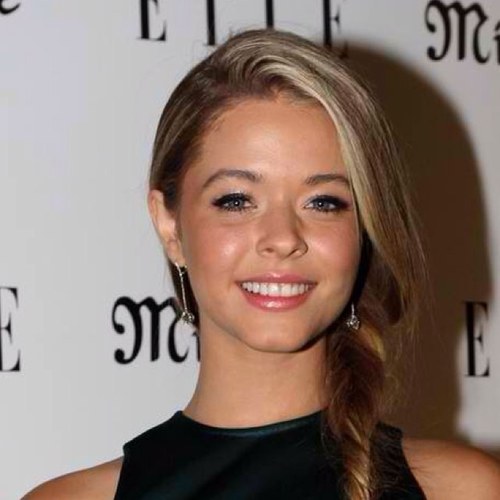 PanemsAllure's profile picture. I'm different than my brother, @DatSexyahCareer. I'm the purest and kindest in the family, I can assure you of that. {OC-THG. Single. 16. FC- Sasha Pieterse.}