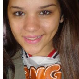 Não busque boas aparências, elas podem mudar. Só precisamos de um sorriso para transformarmos um dia ruim.
