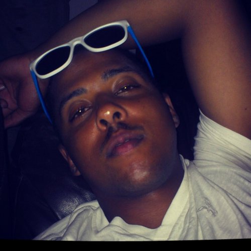 Smith9013's profile picture. TeamSingle ; TeamHenny.. Hmu