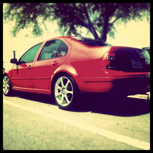 ZOMBIExBOMB's profile picture. ....... \X/....dub or go home.