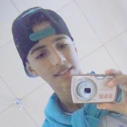 Existem mulheres que se conquista com carinho e outras com um sorriso, mais para todas as outras existe Master Card !!