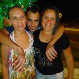 acredito que dias melhores estao por vir,e amores de verdade surjao num olhar.