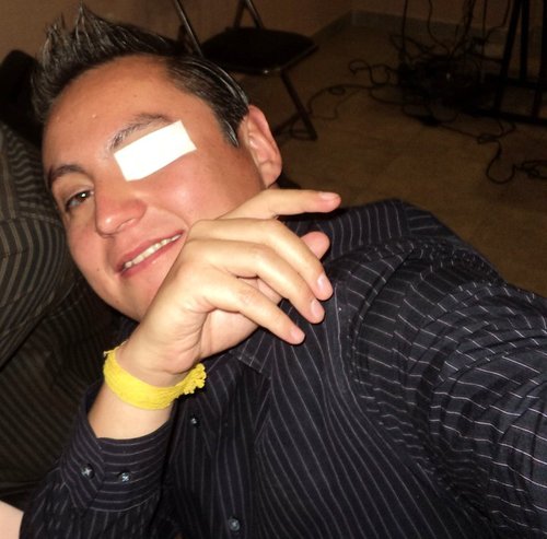 carlosleong16's profile picture. simplemente carlitos...