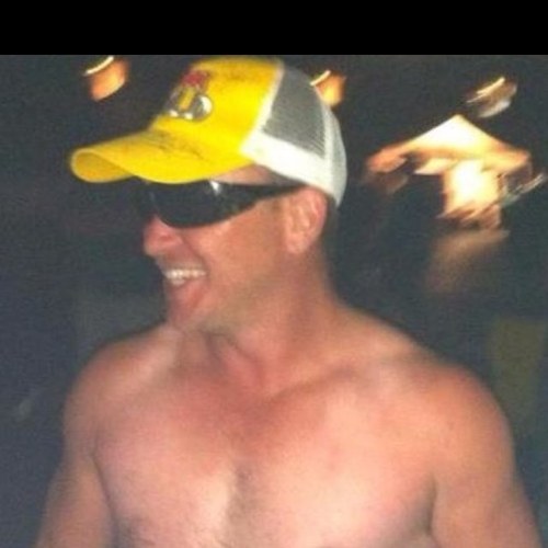 morto101's profile picture. Proud BULLDOGS supporter, love having a beer and a punt with mates, run my own earthmoving business, waiting for SILVERCHAIR to make a comeback!!!!