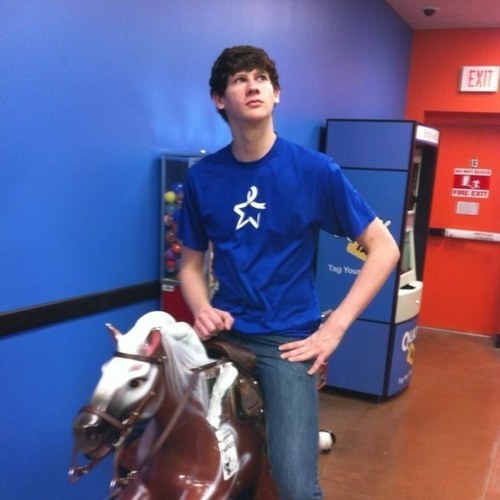 Student at Reitz
Love basketball, friends, family, and shooting big guns.