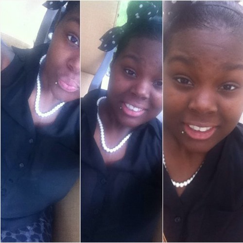 Im A Koo Person ..Good When It Comes Down To Talkin Hit Me Up On FaceBook At Tashira Clemons ..But Widd Dat Beenin Said Hit The FOLLOW BUTTON :)