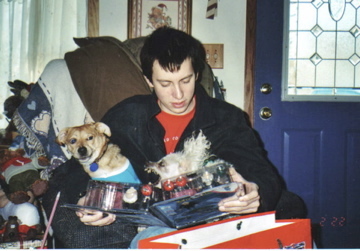 mediumgreen's profile picture. i got into twitter b/c i thought it would be a nature site about birds