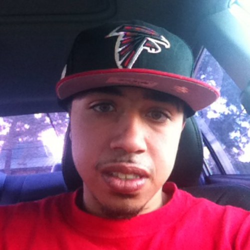 __DaChosen1__'s profile picture. KIK:blackboywhiteboy__  IG:blackboywhiteboy DJ PsiLentAssAssiN #SSU #COST Major: Electronic Engineering Tech FALL2K9 LU #KKPSI #iFollowBack