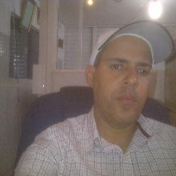Libre y Amante de la vida ,Servidor de jesucristo .Bendecido con una familia maravillosa y amante a la tecnologia .Ese soy yo .