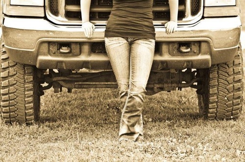 East TN. ~ Class of 2013. ~ #TeamChevy. ~ FGL.  #teamfollowback