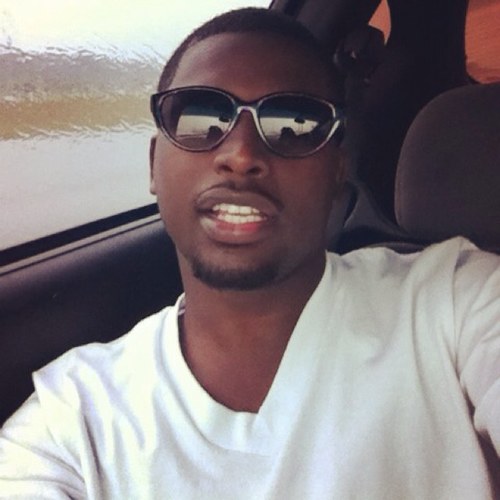 HARD ON A BITCH BLAME IT ON MY LAST NIGGAS START CUFFIN HOES AS SOON AS I COME AROUND LOL BUT NAW AFTER DEC 18TH I LOST ONE OF MY BROTHAS LIL STEVE RIP BROTHA