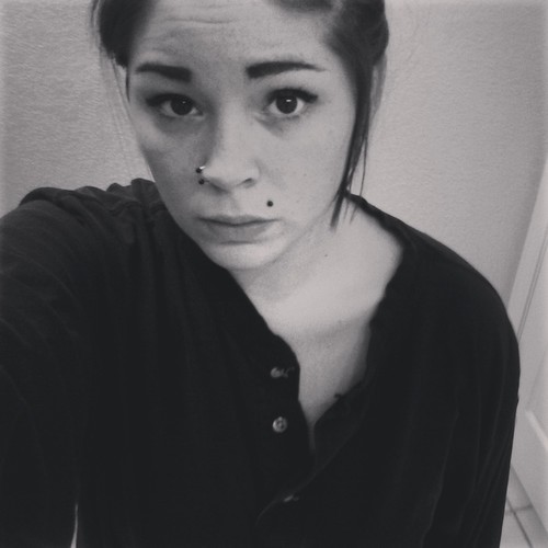 // a smooth sea never made a skilled sailor // 17  // arizona // follow me on tumblr & instagram @ 0fmiceandmugget