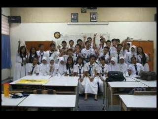 CrazyClass93's profile picture. Wali kelasnya Bpk.SyariefHidayat,kls93=paling dimalesin sama hampir semua guru2 di dudun,inget!paling pojok,sblh toliet | DucentiViginti2k13