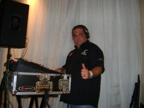 jc_discplay's profile picture. Eventos Corporativos - Privadas- Matrimonios - 15 Años - Graduaciones - Baby Shower. W: 0414.336.42.54. Instagram: @JcDiscplay. - JcDiscplay@facebook.com