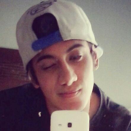 I understand that I live for me and there is nothing more real. Rapper/Stronda . Inspirações @KirkoBangz & @Drake & @Kid_Ink .