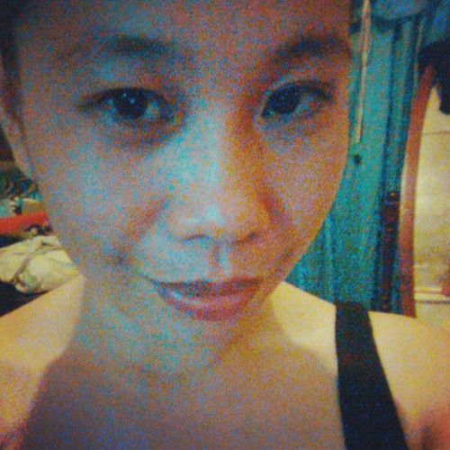 I'm peaceful phlegmatic.Loves Fashion.Loves moisturizer.Loves Scrubing.