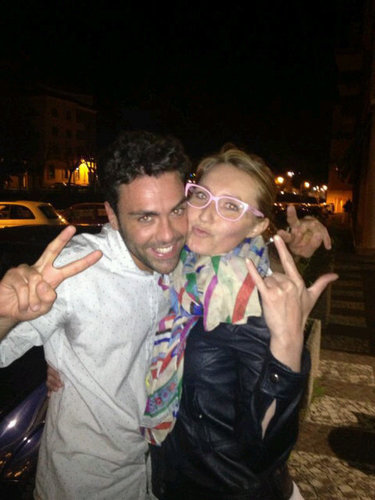 Sono FELICE quando mangio tanta cioccolata!!!!!!!!!!!!!
