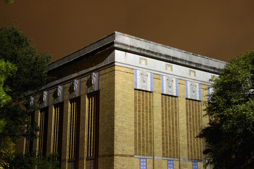 LesterH37's profile picture. 