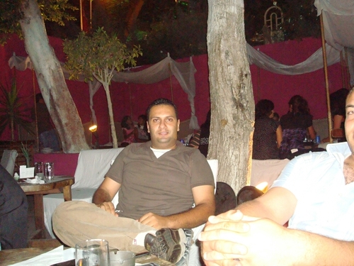 hanymostafa1's profile picture. i am a tourguide  :)