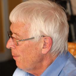 Consultant geologist with 50 years international experience in the field of mineral resources, knowledgeable about prospects of merit