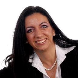 Exec Head, Headhunter, Job Creator for 2000+ IT & Telecoms experts. Dog lover, People lover, Technology,Hip hop, Diving, Photography & Wildlife! @follow_DAV