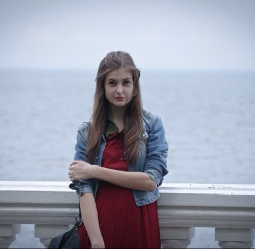 pineappleya's profile picture. 