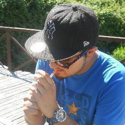 seguitemi sulla mia fan page http://t.co/snnkpgAbw2
