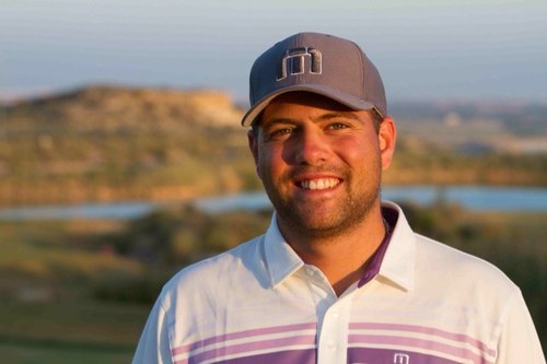 “Old” and retired Professional golfer turned IT Support and Sales⛳️