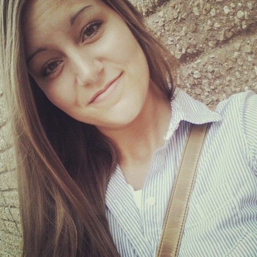 ylimmme's profile picture. Hold on to sixteen as long as you can cause changes come around real soon that make us women and men.