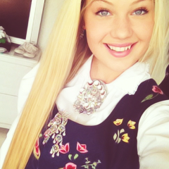 sono figlia di @CharlotteStylli e @Stylesfakeharry | kik: xitsfederica