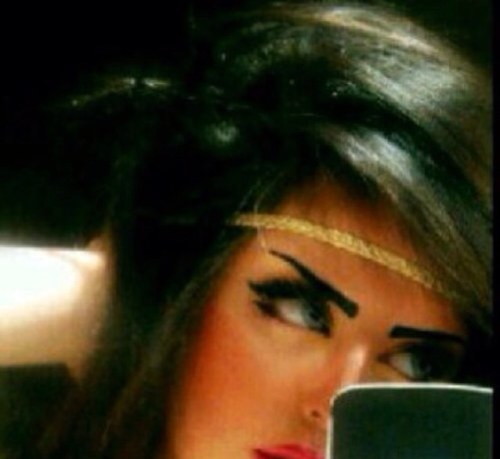 ‏آلله فتنّي في حيـآتي بـ ثنين / حب آلقصيد و حب مطنوخ آلأفعـآل ♡*