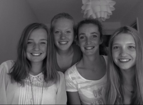 I ♥youu! je bent mijn schat :) xxx Lisanne