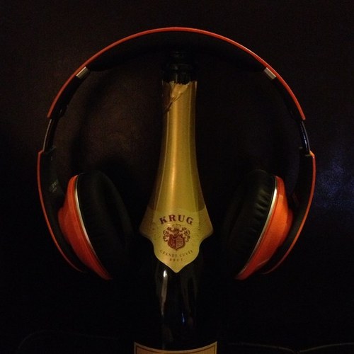 Oeno_Audio's profile picture. A guy that likes wine and music... and beer... and bourbon.