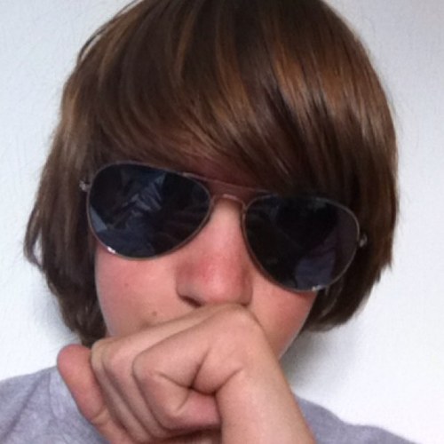 Boy~Single~14~YOLO~Best Friends @gekstekeeper & @Svstarrenburg~Insta: Steff_k2503