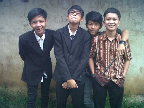 ikhwanhanifrisd's profile picture. 