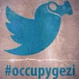 Yazar, Belgeselci ve Gazeteci Ümit Kıvanç'ın profili @umit_k 'dir. Ben sadece okur Ümit Kıvanç....