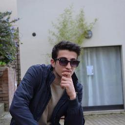 Se pensi sia facile avere a che fare con me, ti consiglio vivamente di lasciar perdere.
