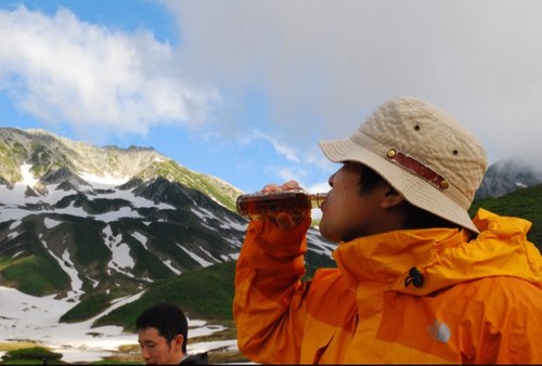 趣味：スノーボード、登山 海よりも山派です。みなさんよろしく。