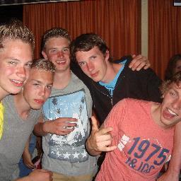 17 jaar. HAN. BML. vrienden , muziek, Britt :)