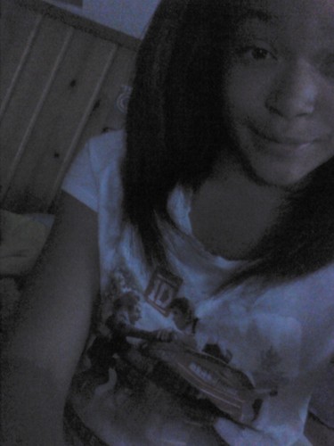 I LUV Justin Bieberr im really pretty:) and i luv to sing. haha im awesome