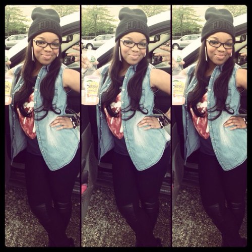 LaPuchi_'s profile picture. You live but once; you might as well be amusing - Coco Chanel