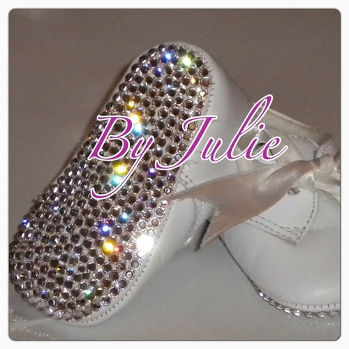 BlingJk's profile picture. Customised converse made with swarovski & diamante crystals