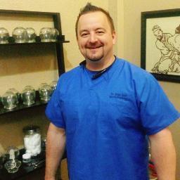 #Chiropractor #FortWorth located at 4634 Camp Bowie Blvd, on the West side on the bricks.
Call us and make an appointment today!
817-735-3839