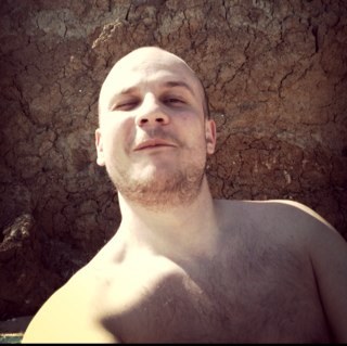 Попов Артём