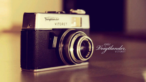 I am a photographer of VINTAGE . Professional , smart , beautiful ! ☀